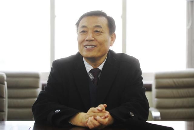 今天,新任市教育局局长回应这8个问题,个个是