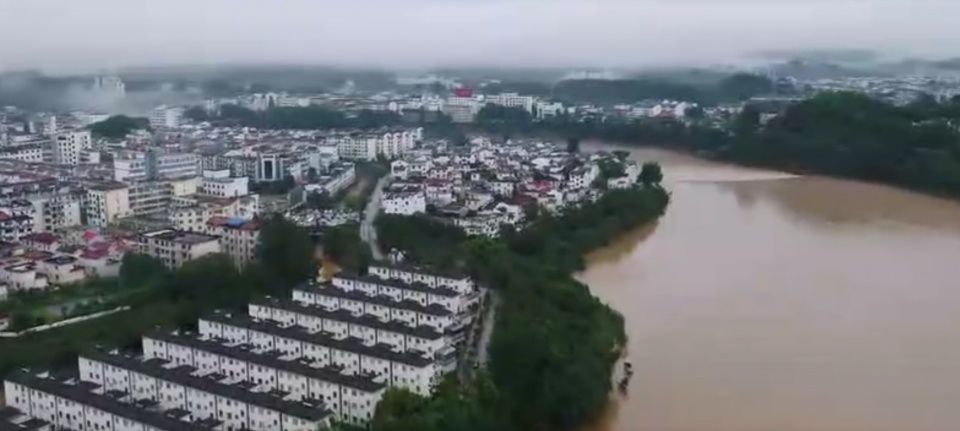 强暴雨后的婺源,遭百年不遇洪水居然还这么美!