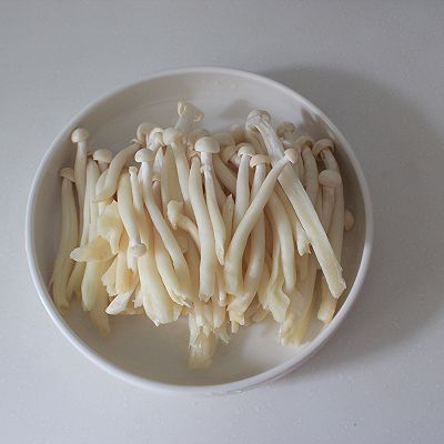 蚝油海鲜菇炒鸡丝