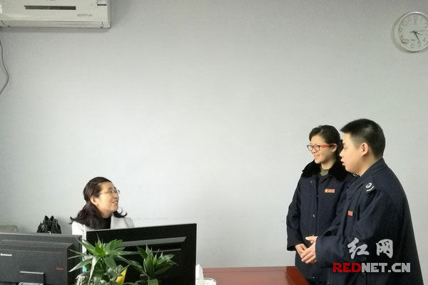 【湘西】泸溪县国地税局深入企业开展税收营商环境调查