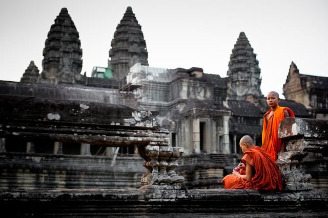 真相了！为什么柬埔寨人爱问中国游客要小费？网友的回答令人深思