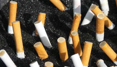 喉咙发痒、鼻涕带血、耳鸣头痛,一个习惯让25