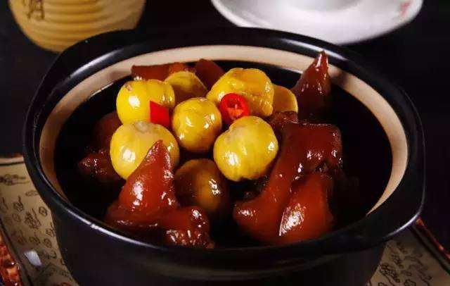 猪脚怎么煮比较好吃 t0101e4fe2e6d14b4c5.jpg