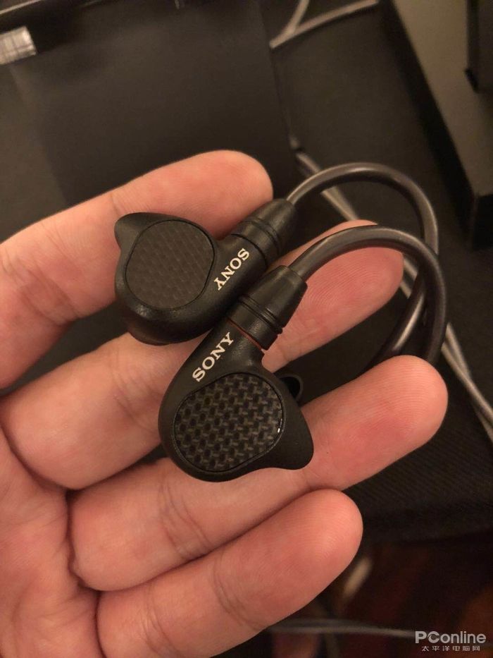 正在阅读:土豪又有新玩具:SONY发布DMP-Z1