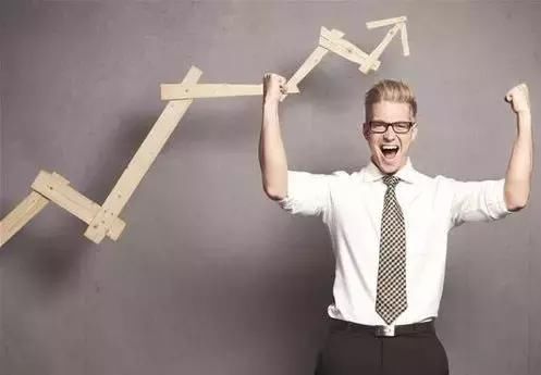 不想让公司扣社保！个人缴纳和公司缴纳区别到底有多大？