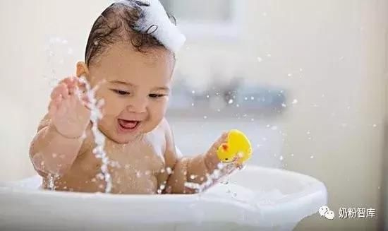 宝宝冬季洗澡有讲究,8步教你远离感冒病毒!