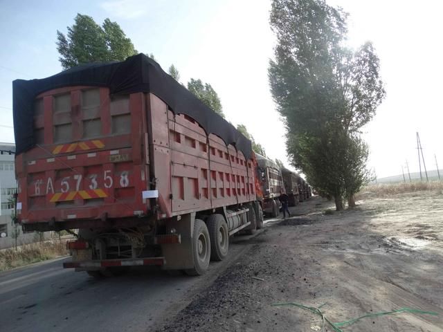 供热管理中心全面启动2018-2019年度供热燃煤