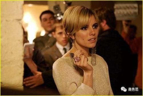 荐号 | 她是60年代美国最红的地下影星,是鲍勃