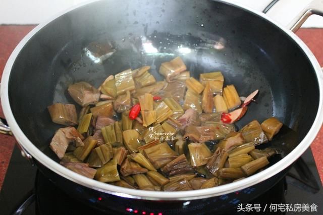 第一次在老公家过年，婆婆做的这道菜只加肥肉，每餐都光盘