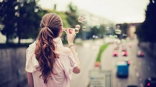 租房住的人如何花很少的钱整改自己房间，让自己的房间更温馨