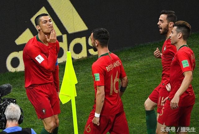 C罗帽子戏法打脸穆里尼奥:谁说葡萄牙队踢世界