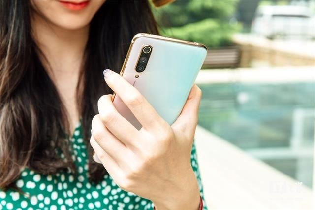 小米CC9美图定制版评测:女小编与美图手机的