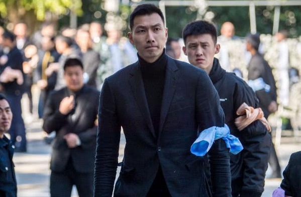 中国篮球的大恩人逝世著名球星姚明 易建联 朱