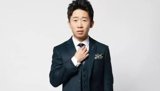 杨迪《无限歌谣季》化身歌谣研修生,表情帝竟