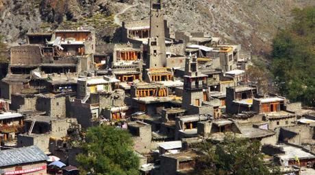 “云朵上的民族”,游历四川古羌城