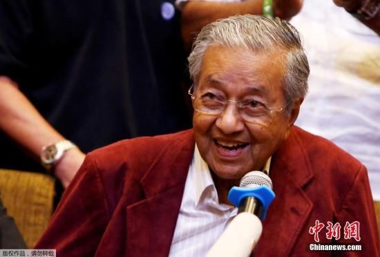 马来西亚新政府兑现竞选承诺 消费税率6月起降