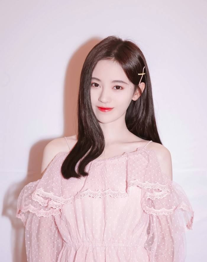 杨清柠晒美照,a美女撞脸四美女养眼鞠婧,网高清千年美女图片