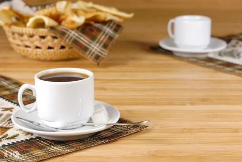 对于失眠多梦的人群而言,吃这些食物能帮助治