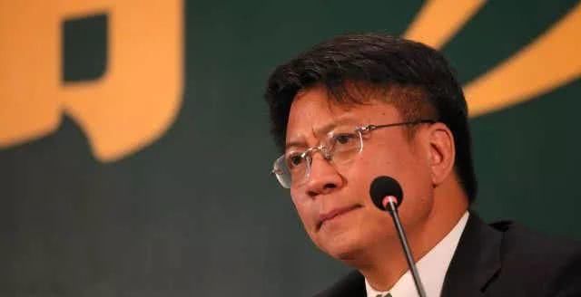 坐牢的人每天怎么过