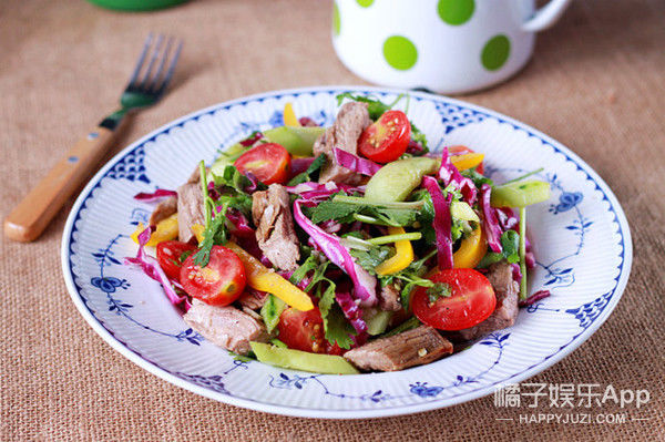 上班族逃离肉食大作战，从亲手做份清爽沙拉开始!