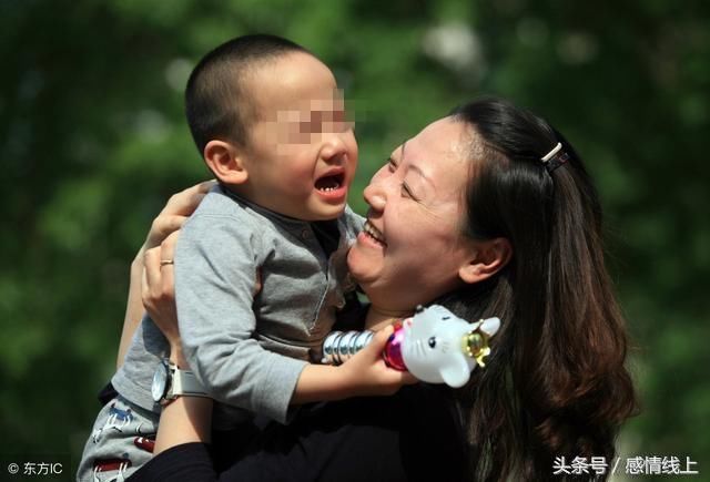 邻居天天帮我接儿子放学,4岁儿子一句童言无忌,我如梦初醒!