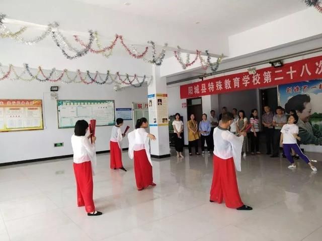 山西省教育科学研究院专家在阳城县特殊教育学