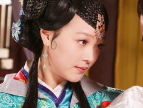 《封神演义》中的小娥,饰演过得四大美人,难怪