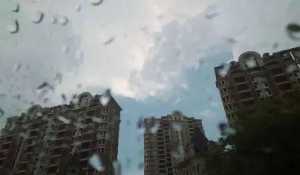 4号台风携暴雨北上逼近我国!北方局地气温突破40℃