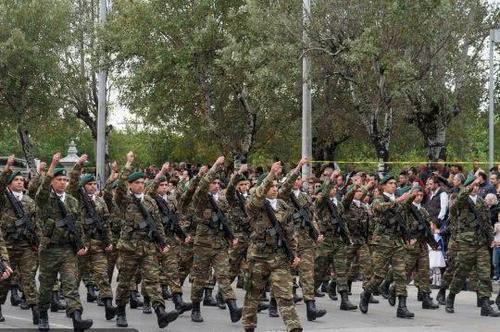 欧洲小国财迷心窍,为70亿巨款和中国为敌,请求