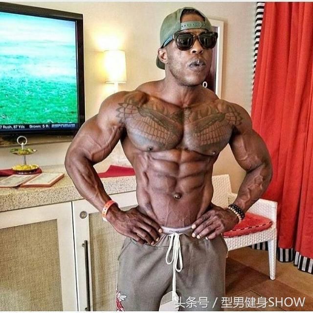 瘦子要增肌,不论是无氧训练,还是饮食,都要加倍