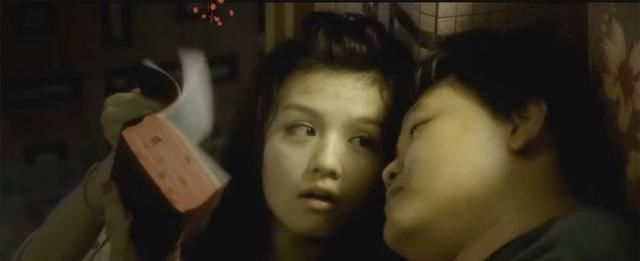 春夏素颜“大变脸”,出席讲座吓坏网友,被称精神萎靡不振 澳门新濠天地手机版