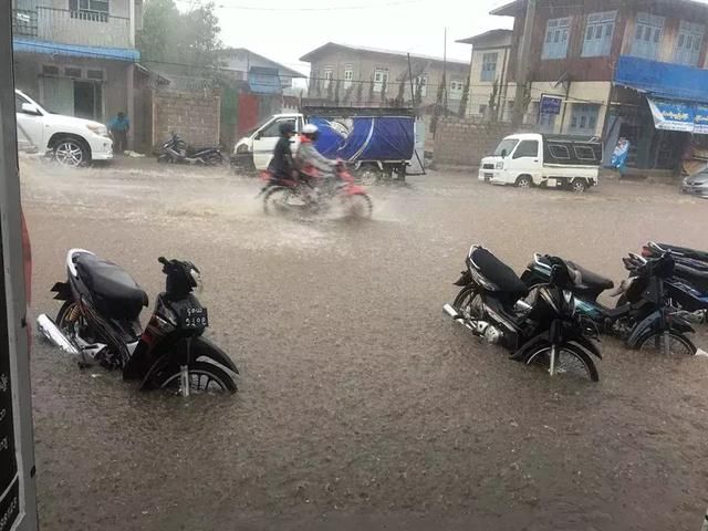 缅甸南兰、东枝、贵慨多地遭大暴雨袭击，受灾严重