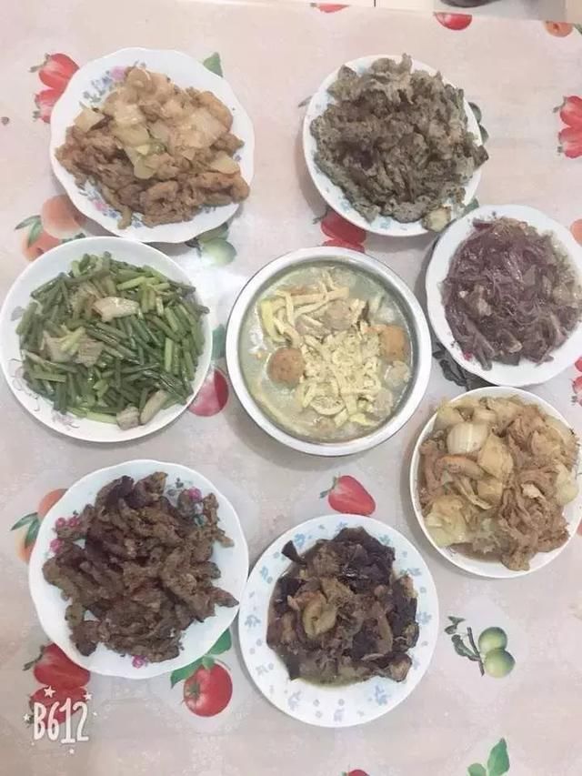 你们的年夜饭那么丰盛，为啥我家年年只有这一样？