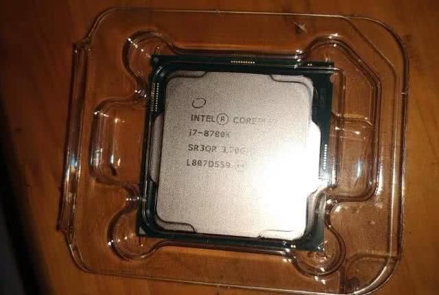 当AMD的锐龙R7-2700X遇上了Intel的I7-8700k