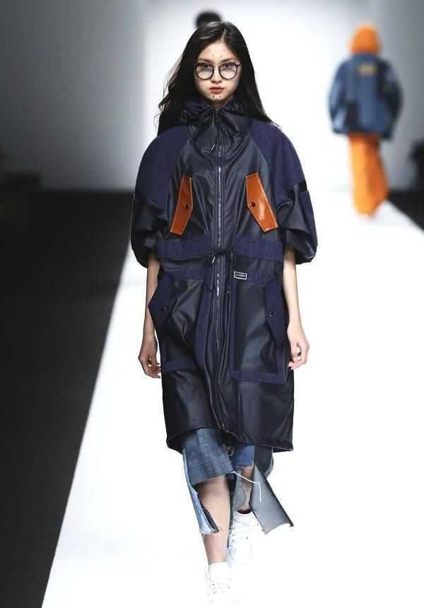 【上海国际时装周】张娜的再造衣银行--用旧衣