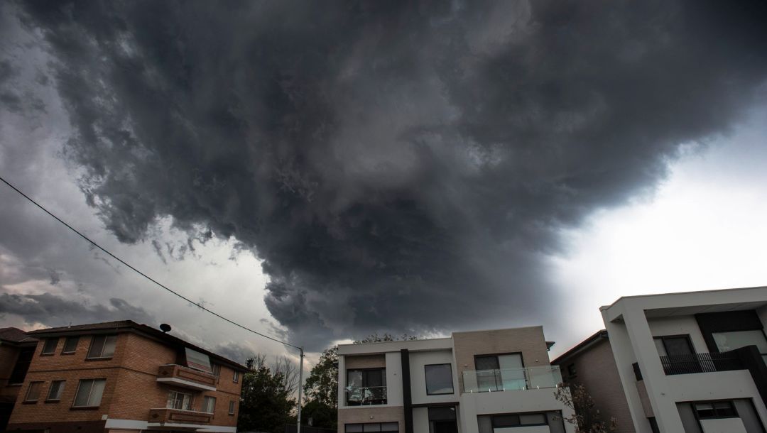 悉尼夏日惊喜冰雹之后的样子,吓坏一堆网友!崩