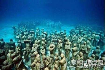 探索海底一万米有多恐怖, 拥有数不尽的怪异生物