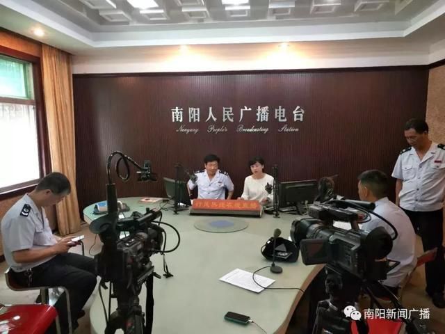 国家税务总局南阳市税务局今天正式挂牌亮相