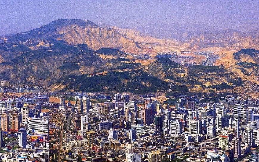 中国最尴尬的二线城市:号称西部中心城市,经济