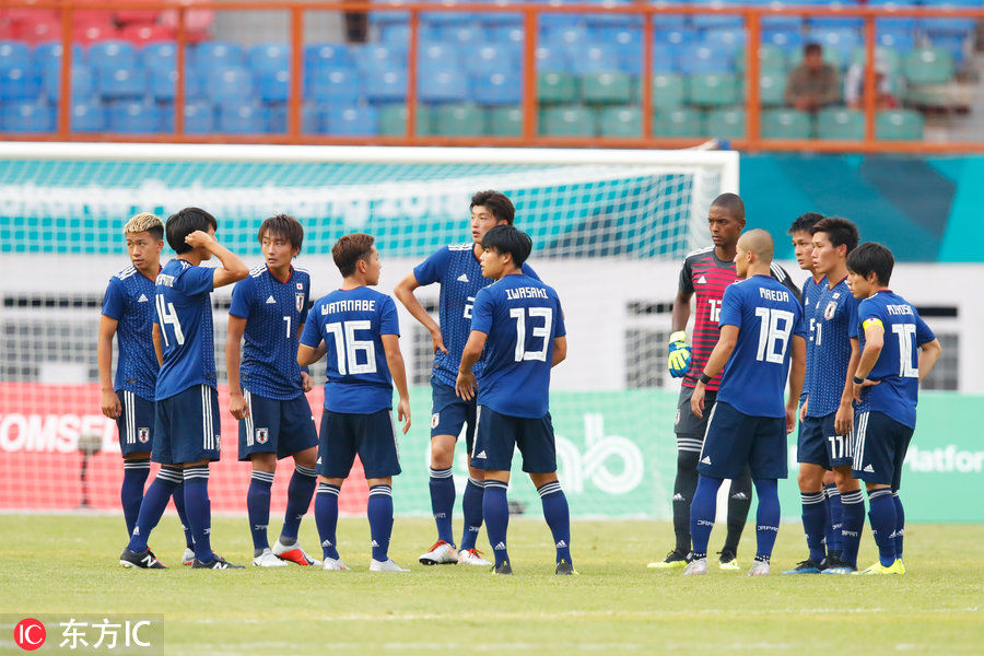 亚运会男足冷门迭爆 越南击败日本3战全胜头名