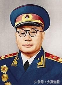 开国元帅逸事：刘伯承妙联骂师爷，陈毅巧对请良医