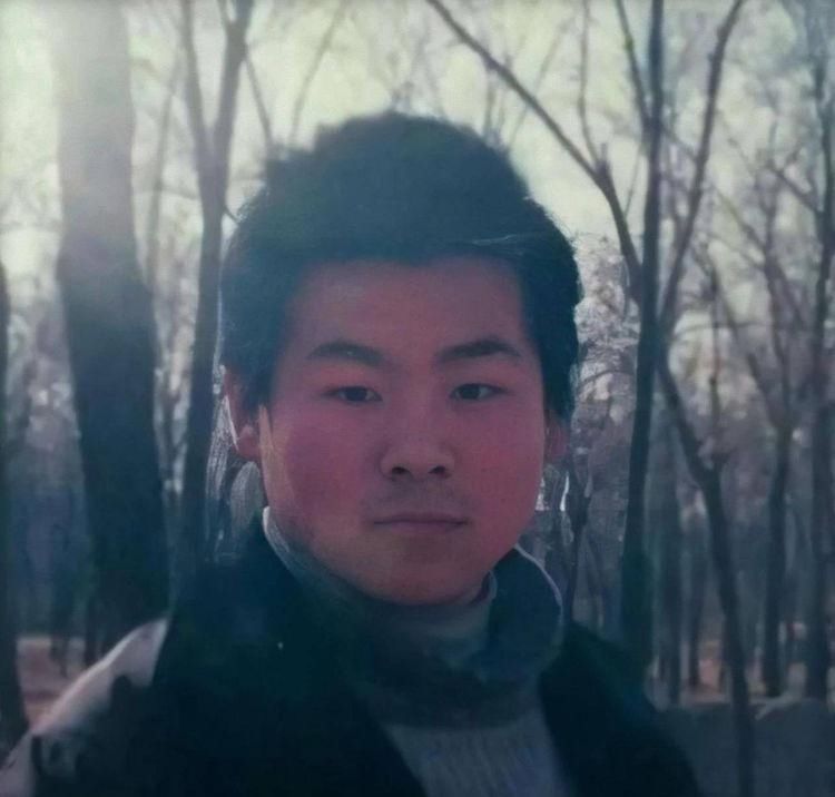 交不起学费辍学的岳云鹏，成本后却不忘本，给5位姐姐都买了房