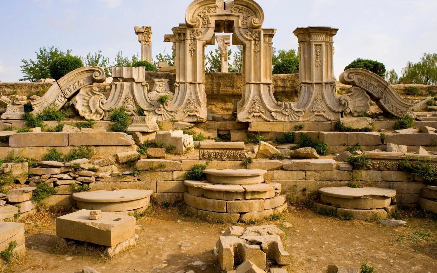 英法联军火烧圆明园 为何不敢烧了紫禁城? 他