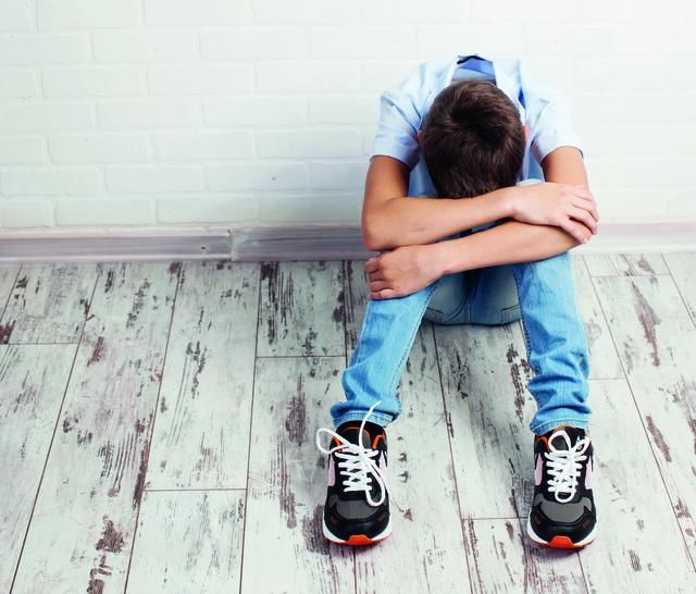 走出抑郁症阴霾 青少年心理健康亟需社会关注