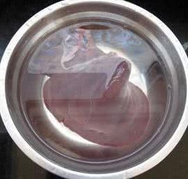 炒还是时,先焯水猪肝先腌制?我难怪搞错,一直五食品v还是斗四川有限公司米图片