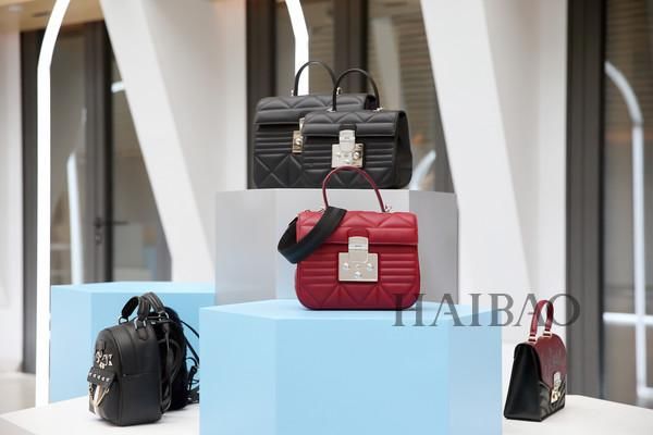 芙拉 2018秋冬北京媒体预览精彩落幕:运动态度