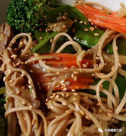 如何选择正宗的荞麦面 t010fa9416d15f1332e.jpg