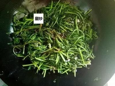 这两种素菜平时要多吃，补铁补钙保护视力，这样做下饭又营养