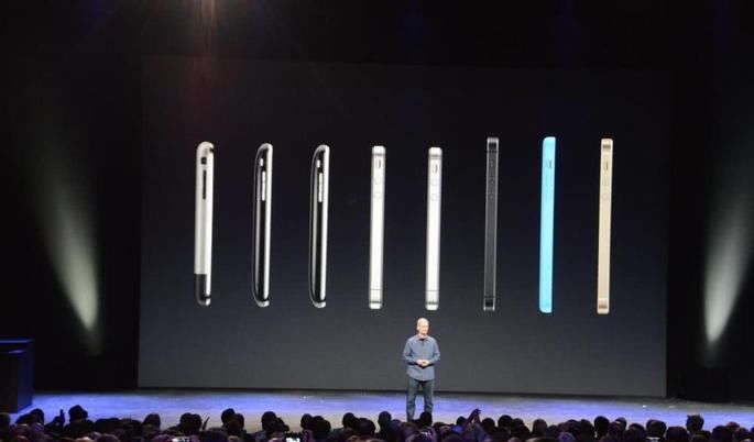 苹果双卡双待机遭遇滑铁卢,暴露诸多问题,或