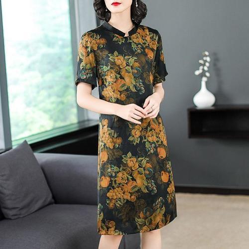 奔四奔五女人别穿地摊货,丢人!正流行的高雅裙